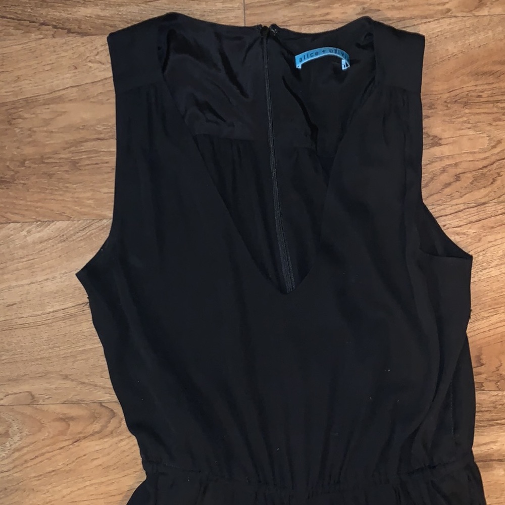 Alice + Olivia Deep V-neck Jumpsuit - Picture 6 of 7